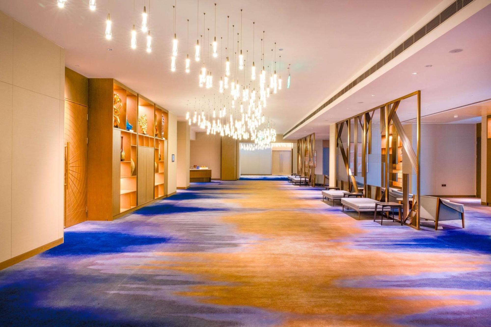 Hilton Kinshasa Hotel Exterior photo